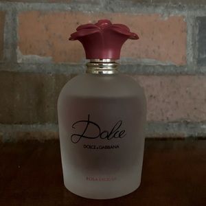 Dolce &Gabbana ; Rosa Excelsa
